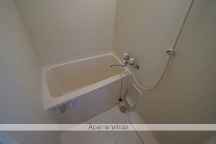 アーバンクレスト片町[1DK/33.3m2]のバス