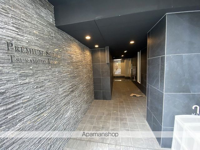 PREMIUM SOLEIL塚本駅前の玄関写真