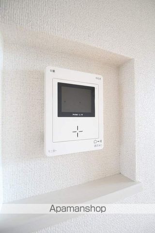 リヴァーイーストHORIIKEの内装写真