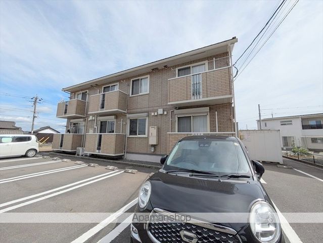 ハミングバード B棟の外観写真