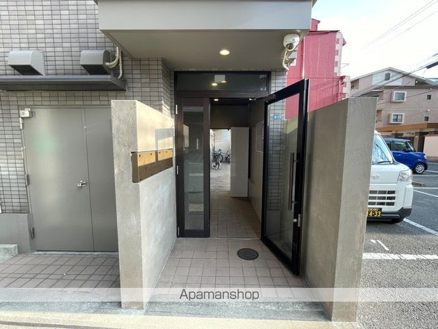 SANT LALUZ KITAHONMACHIの玄関写真