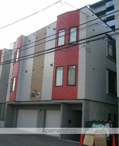 LEE TOWN Eの外観写真
