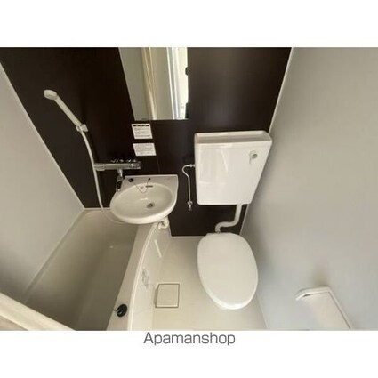 プレスイン名城東[1R/15.13m2]のバス