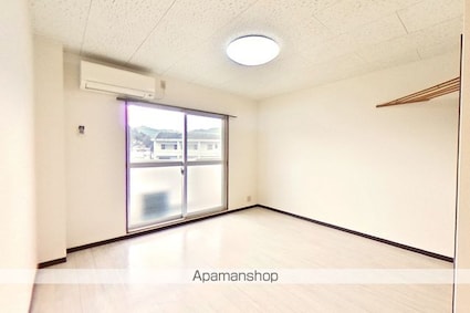 高知県高知市朝倉西町１丁目[1R/26.44m2]のリビング・居間