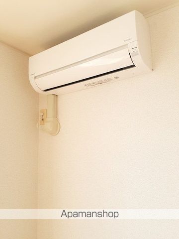 ネオカーサ山越の内装写真