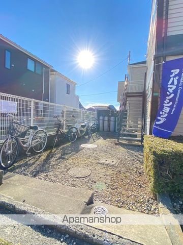 エクセレントひばりが丘Bの玄関写真