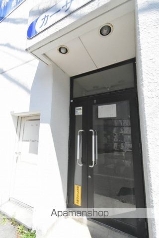 カーサ宮北の玄関写真