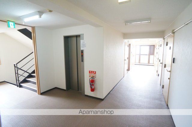 フォレスト高畑マンションの内装写真