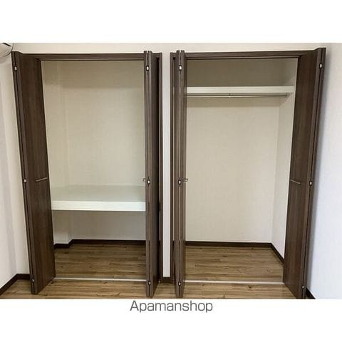 サープラスII牟都志の内装写真