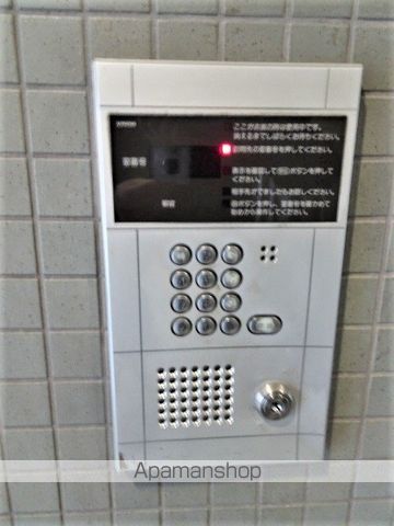 プレステル福島の玄関写真