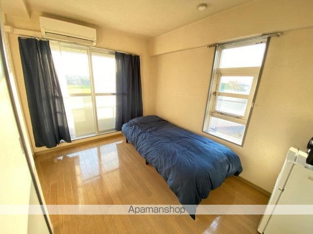 アパルトマン成合の内装写真