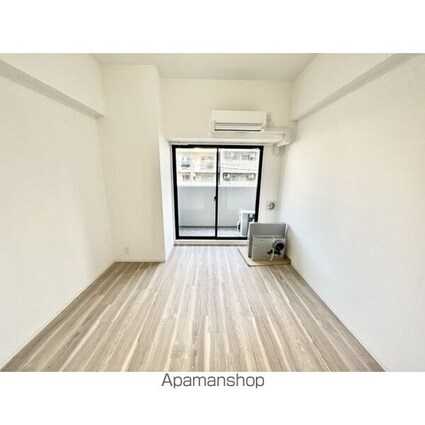 ＳーＲＥＳＩＤＥＮＣＥ鶴舞駅前[1K/24.4m2]のリビング・居間1