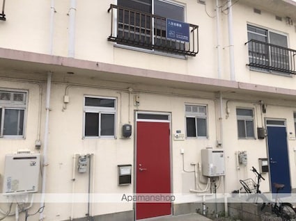 高岡アパート[2DK/39m2]のエントランス