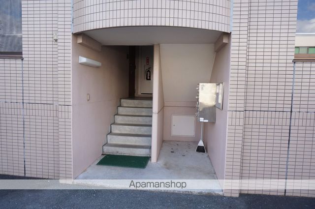 ピアンテ四ツ池の玄関写真