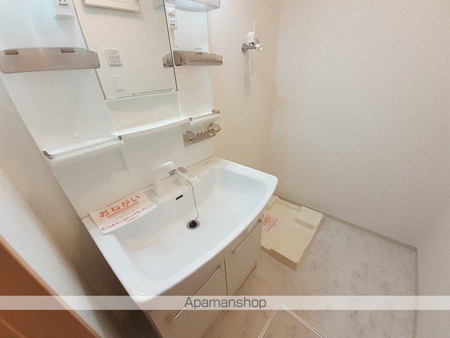コンフォーティア鶴ケ谷東の内装写真