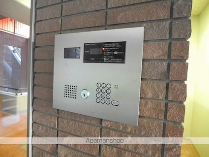 フォーシーズンズ・八柱[1K/26.95m2]のエントランス2