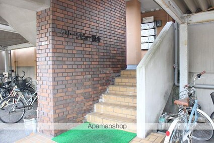 クリーンビュー松永[1K/20.16m2]のエントランス