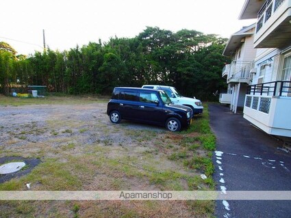 茨城県鹿嶋市大字平井[2DK/40m2]の駐車場