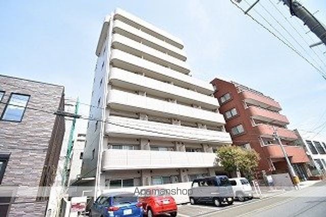 トロワフレールの外観写真