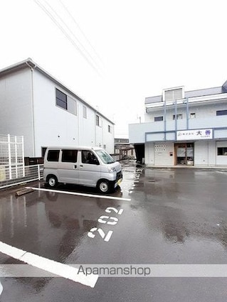 シティ森[2LDK/49.68m2]の駐車場