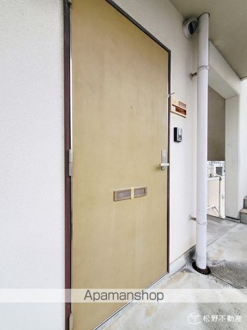 アスカ太田の玄関写真
