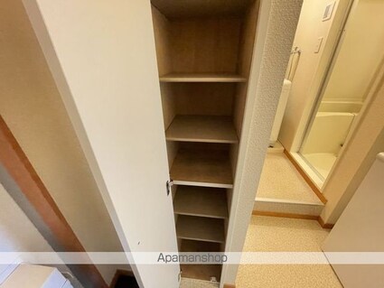 レオパレスドミール湯川[1K/23.18m2]の内装1