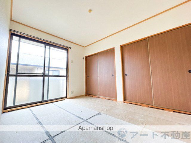 フレンドリーハイツ日野 A棟の内装写真