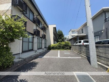 レオパレスアマーユ[1K/22.35m2]の駐車場