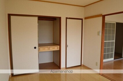 ファミールタヤマ　Ａ[3DK/65m2]の内装3