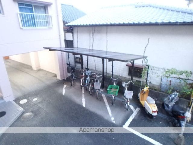 グランピア今宿の玄関写真