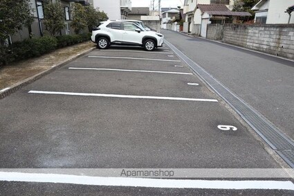 セジュール桜馬場[1K/26.71m2]の駐車場