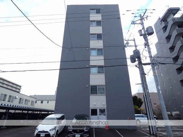 サムティ学園前の外観写真