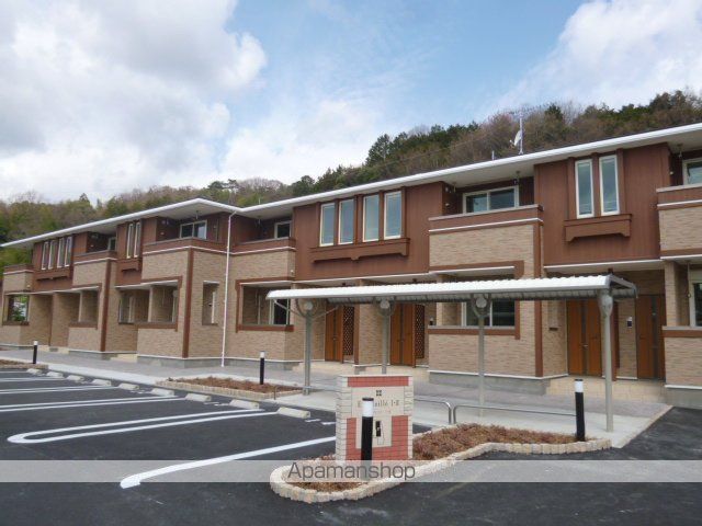 アンソレイエ IIの玄関写真