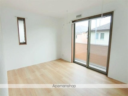 ラテルネ本八幡[3LDK/85.5m2]のリビング・居間2