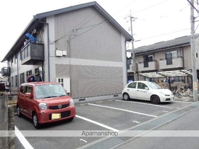 エステート原尾島の外観写真