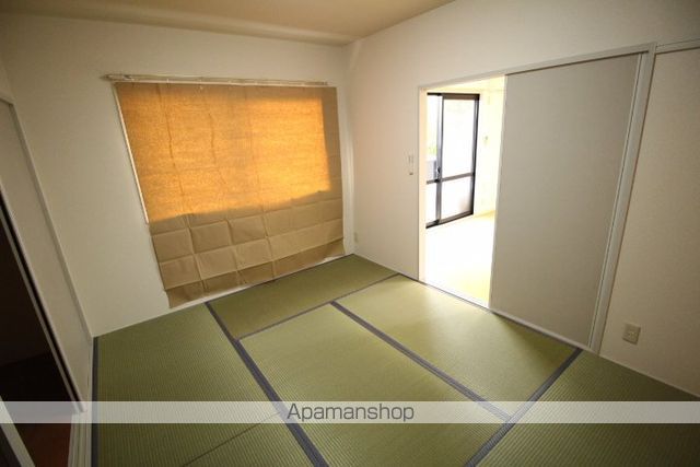 ひかりBの内装写真