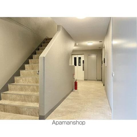 グランヴィル芦屋西の玄関写真