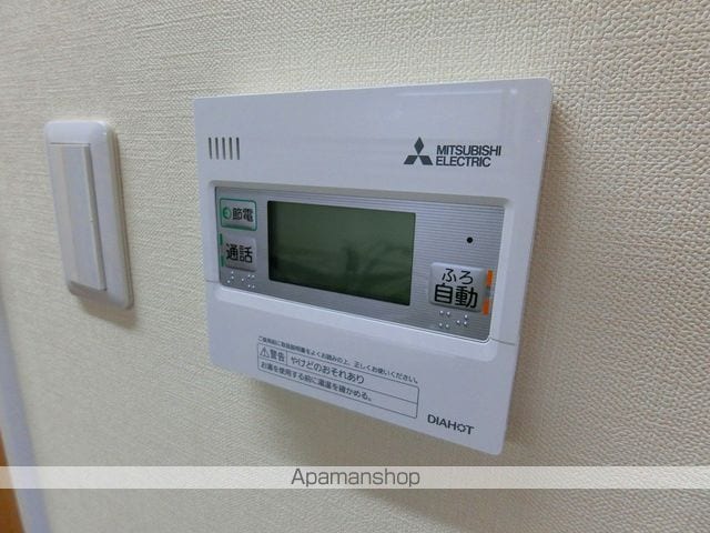 フリューゲル年見の内装写真