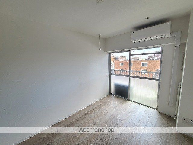 静岡泉町エンブルコートの内装写真