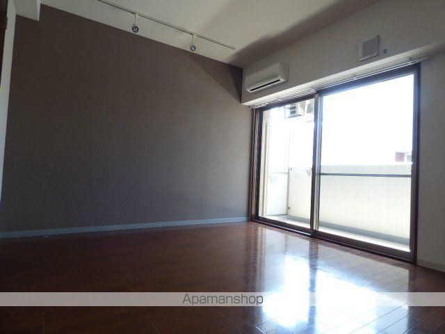 URBAN FLATS江坂の内装写真