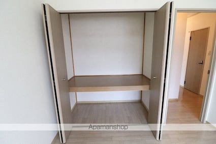 サン・メゾン[2DK/50.42m2]の収納