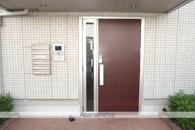 ストーク広瀬の玄関写真