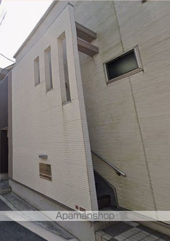 サンティア高円寺の玄関写真