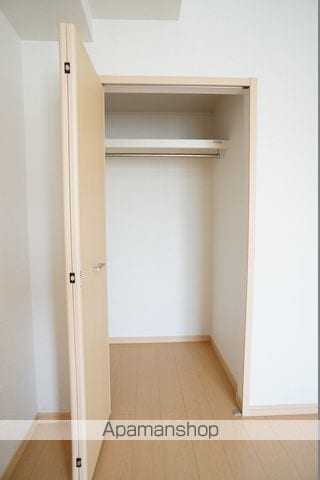 エヴァグリーンの内装写真