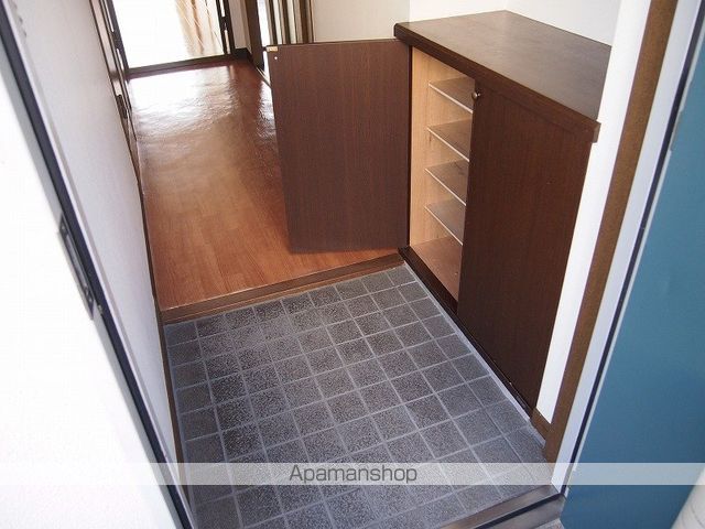 ロイヤルマンション優の内装写真