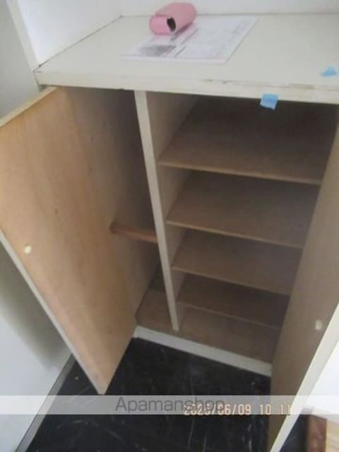 ライオンズマンション用賀[1R/18.37m2]の玄関