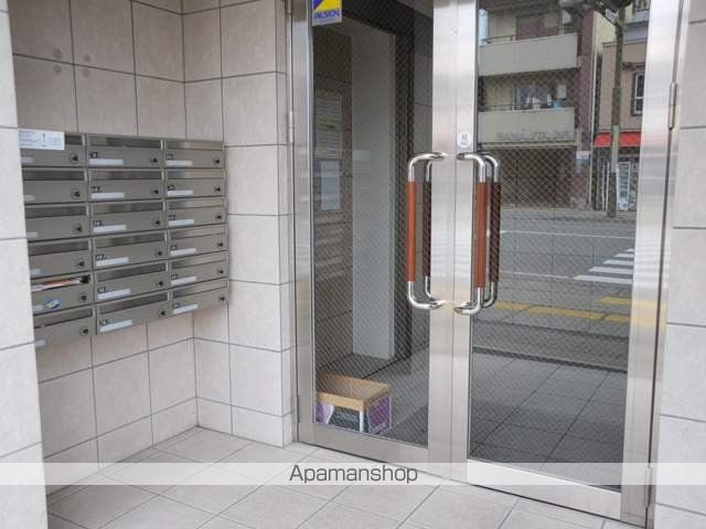 アーバンコート本荘の玄関写真