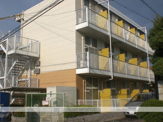 レオパレスKKS中宮の外観写真