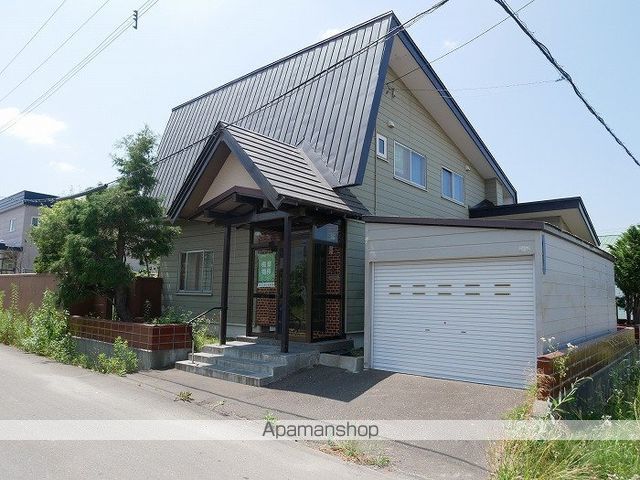 美唄市西2条 貸家
