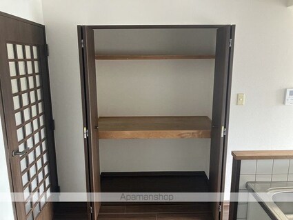 メゾン・アムール[2LDK/60.32m2]の収納